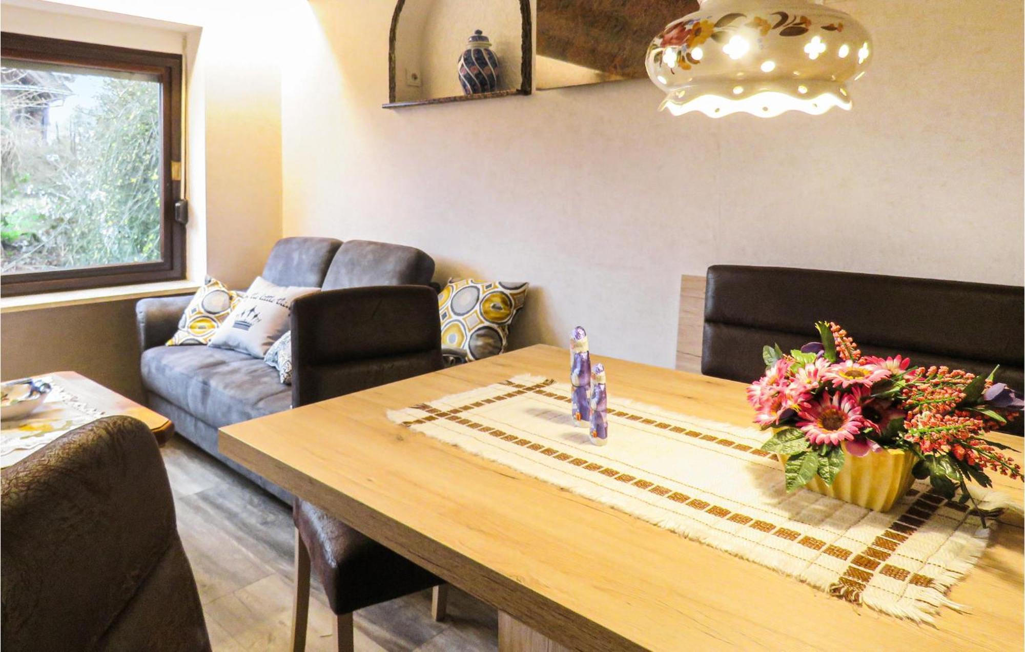 Amazing Apartment In Hinterweidenthal With Wifi Exterior foto